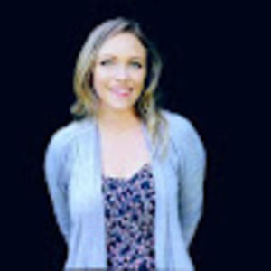Meet your Posher, Michaela